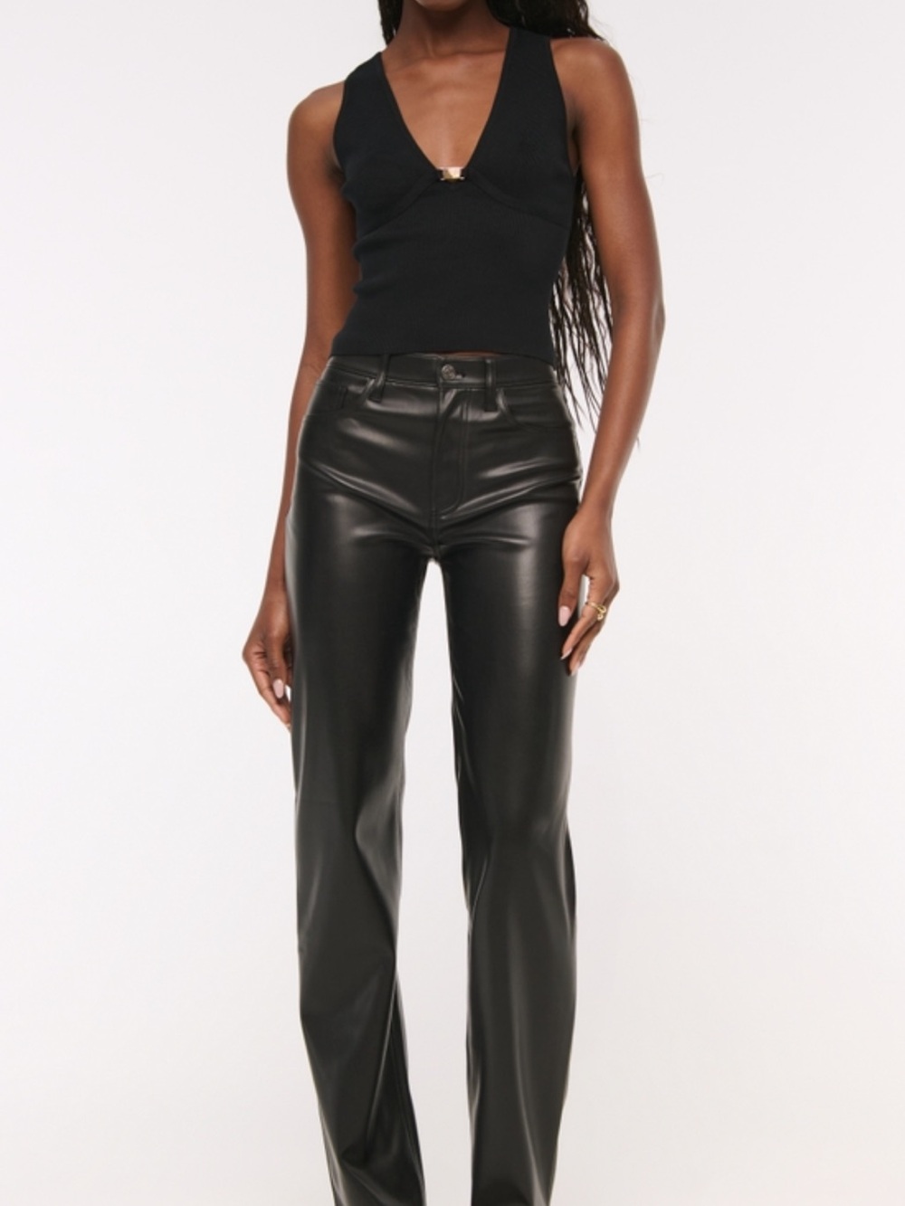 Abercrombie 90’s Relaxed Vegan Leather Pant Ultra High Rise